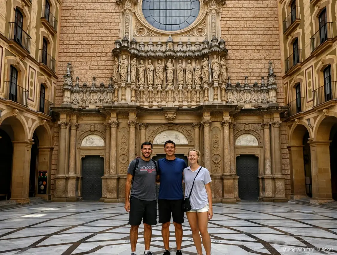 Privater Transport auf der Sagrada Familia und Montserrat Tour