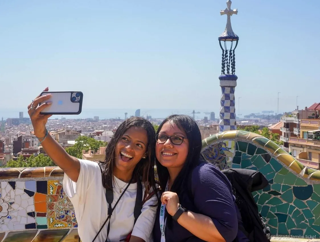 Hypostyle Room columns at Park Güell on the combo tour