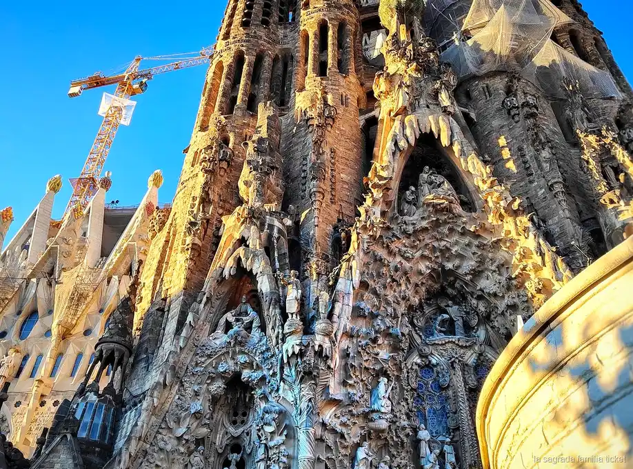 Museum models discussed on the Sagrada Familia architect-led tour