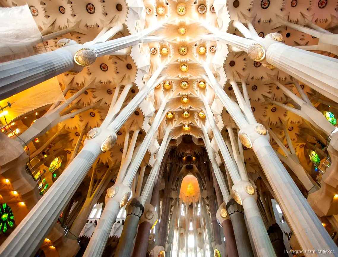 Guide leading a Sagrada Familia guided tour group inside the basilica